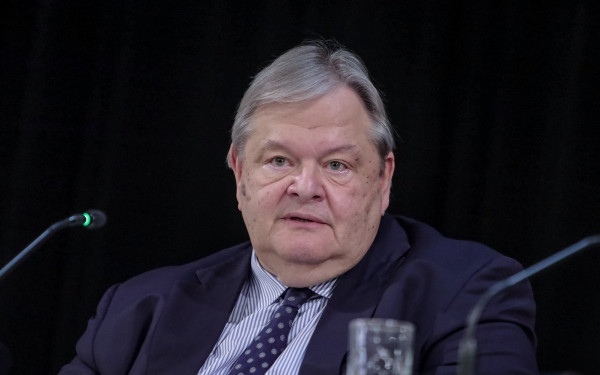 Ε. Βενιζέλος για εκταφή θυμάτων Τεμπών: Η τραγωδία δεν τελειώνει αν δεν επέλθει κάθαρση - Η αναφορά στον «Κρέοντα»