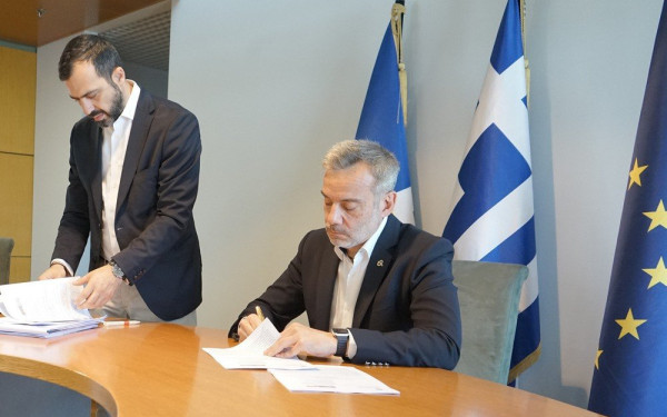 Δήμος Θεσσαλονίκης: Υπογραφή σύμβασης για 12θέσιο Λύκειο στα Τροχιοδρομικά