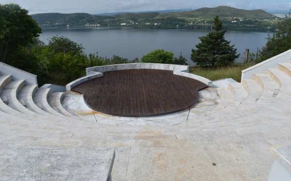 Καστοριά: Ολοκληρώθηκε το «λίφτινγκ» στο Θέατρο Βουνού - Δείτε φωτογραφίες 