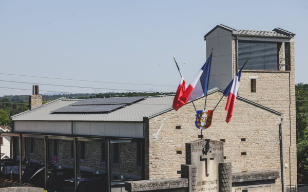 Πρώην εκκλησία μετατράπηκε σε κοινωνικές κατοικίες στη Γαλλία (φωτ.)