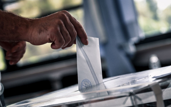 Τέλος χρόνου για τις υποψηφιότητες σε δήμους και περιφέρειες - Πόσοι είναι οι μέχρι τώρα υποβληθέντες συνδυασμοί