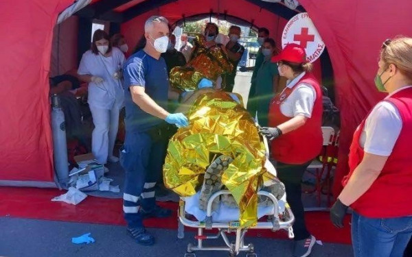 Ο Ελληνικός Ερυθρός Σταυρός στο πλευρό των διασωθέντων του τραγικού ναυαγίου στην Πύλο (φωτ.)