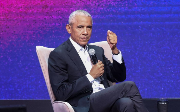 ΗΠΑ: Ο Μπαράκ Ομπάμα θα ανακοινώσει σύντομα δημόσια τη στήριξή του στην Κάμαλα Χάρις