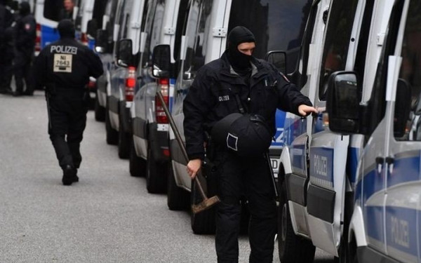 Γερμανία: Νέες έφοδοι σε σπίτια πέντε μελών της ακροδεξιάς οργάνωσης «Πολίτες του Ράιχ»