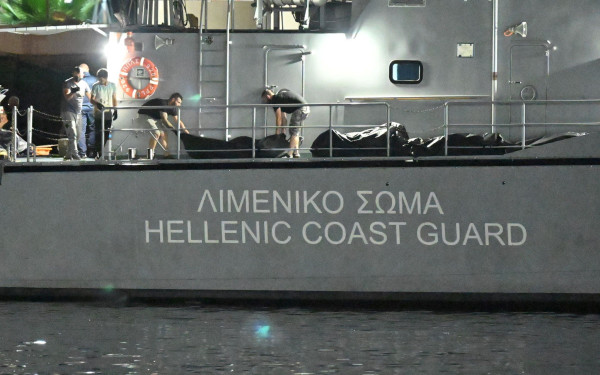 Ναυάγιο στην Πύλο: Οι διακινητές προκάλεσαν σκόπιμα την κλίση, λέει διεθνής πραγματογνώμονας (βίντεο)