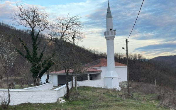 Ξάνθη: Στον εισαγγελέα οδηγείται 64χρονος Γάλλος που έσκισε το Κοράνι σε τζαμί των Θερμών