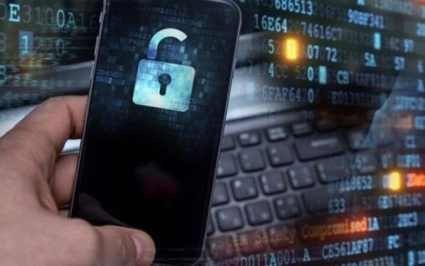 Ελβετία: Χάκερ έκλεψαν τα κινητά τηλέφωνα 2.800 αστυνομικών	