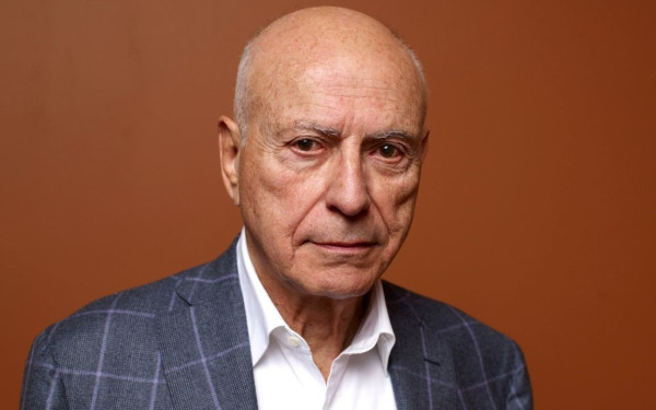 Το παγκόσμιο σινεμά θρηνεί μία μεγάλη απώλεια: Πέθανε ο οσκαρικός Άλαν Άρκιν (βίντεο)