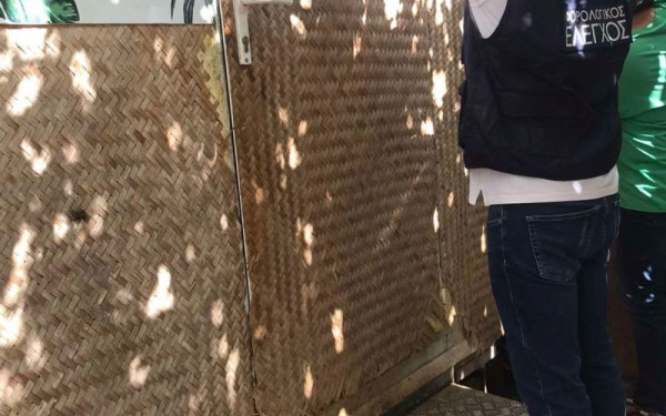 Λουκέτο από την ΑΑΔΕ σε γνωστό beach bar στη Βουλιαγμένη - «Ξεχνούσε» να κόβει αποδείξεις