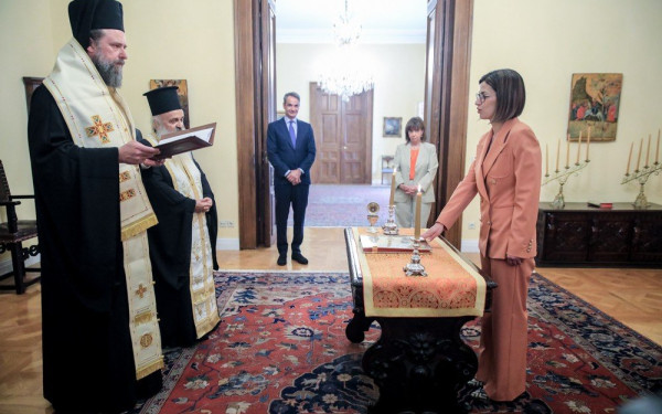 Ορκίστηκε η Ειρήνη Αγαπηδάκη ως Αναπληρώτρια Υπουργός Υγείας