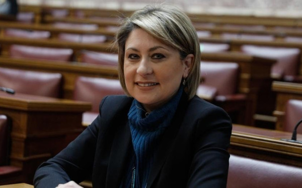 Χ. Αλεξοπούλου: Προτεραιότητα η ασφαλής μεταφορά των μαθητών