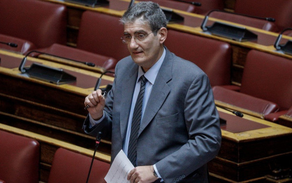 Χρ. Γιαννούλης: Κανένας δεν παίρνει λευκή επιταγή - Ορίζοντας τετραετίας δεν υπάρχει ούτε στη ζωή (βίντεο)