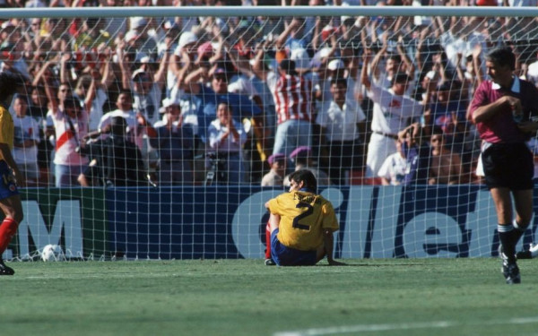 Αντρές Εσκομπάρ: Έξι σφαίρες για ένα αυτογκόλ (βίντεο)