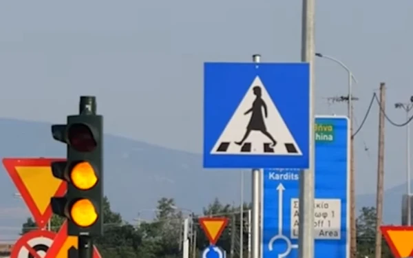 Κρυοπηγή Χαλκιδικής: «Πονοκέφαλος» για τους πεζούς κατοίκους η διακοπή λειτουργίας των φαναριών