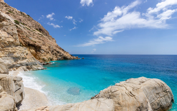 Το κρυμμένο... μυστικό του εκλογικού χάρτη: Όλη η Ελλάδα είναι μπλε, αλλά ένα νησί είναι «κατακόκκινο»