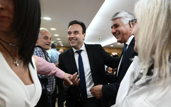 Δημήτρης Παπαστεργίου: Ένας smart δήμαρχος έγινε e-πουργός ανάβοντας φωτιές στην ΚΕΔΕ