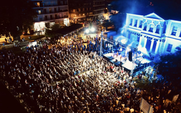 Τι να κάνετε το τριήμερο στη Θεσσαλονίκη: Τι παίζει από θέατρα, συναυλίες, φεστιβάλ