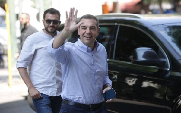 ΣΥΡΙΖΑ: Ξεκίνησε η κρίσιμη συνεδρίαση του Εκτελεστικού Γραφείου - Στις 12.30 δηλώσεις Τσίπρα στο Ζάππειο 