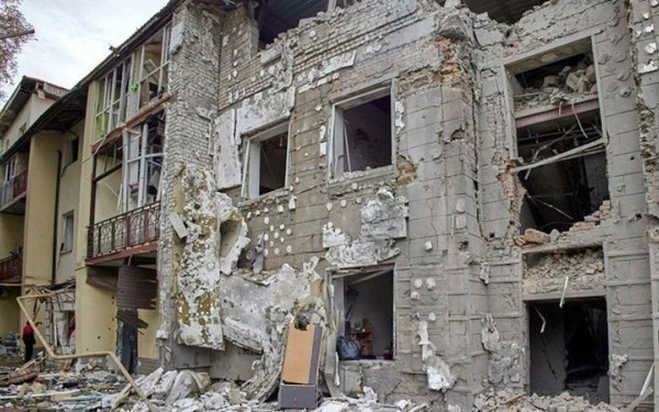 Πόλεμος στην Ουκρανία: Ρωσικά πυραυλικά πλήγματα σε πολυκατοικία στη Λβιβ - Τουλάχιστον τρεις νεκροί (βίντεο)