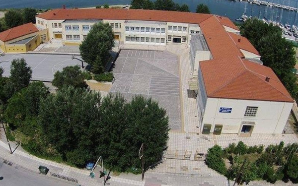Η αδράνεια του κράτους προκαλεί συνθήκες "εμφυλίου" στο 2ο γυμνάσιο Καλαμαριάς 