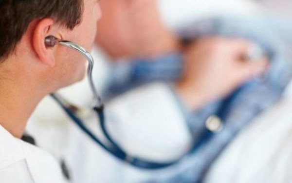 Αυξήθηκαν οι εισαγωγές ασθενών με γρίπη σε ΜΕΘ - Αύξηση και στις επισκέψεις σε γιατρούς