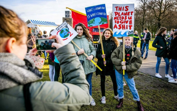 Αυστραλία: ΜΚΟ καταγγέλλουν την ποινή φυλάκισης που επιβλήθηκε σε ακτιβίστρια για το κλίμα	