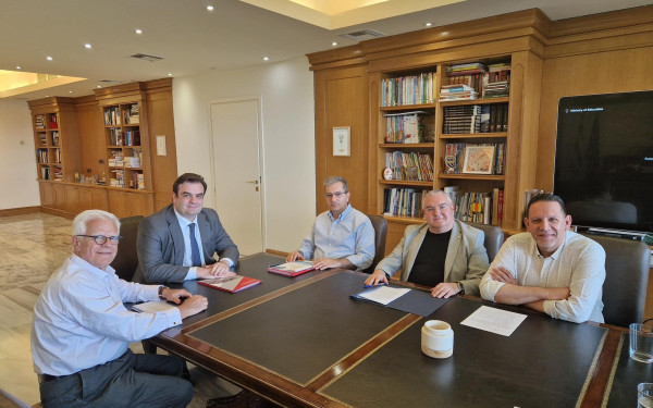 Με το προεδρείο της Συνόδου των Πρυτάνεων συναντήθηκε ο Πιερρακάκης 
