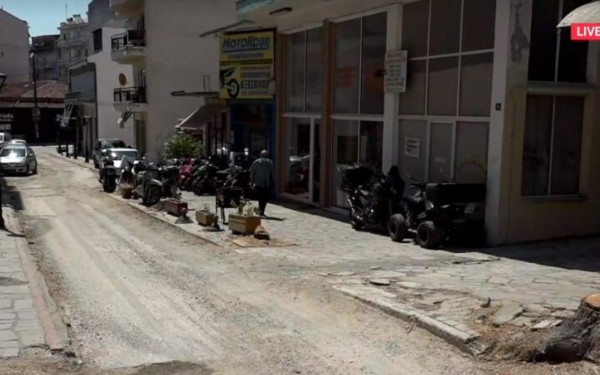 Κιλκίς: Αντιδράσεις κατοίκων για την κοπή δέντρων στο κέντρο της πόλης (βίντεο)