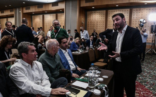 Ανδρέας Λοβέρδος-ΠΑΣΟΚ: Ένα διαζύγιο κοινή συναινέσει 