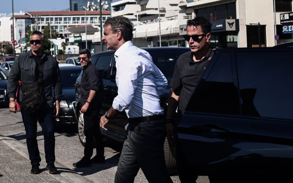 Ενημερώθηκε για την εξέλιξη των πυρκαγιών ο Κ. Μητσοτάκης στο υπουργείο Κλιματικής Κρίσης και Πολιτικής Προστασίας	
