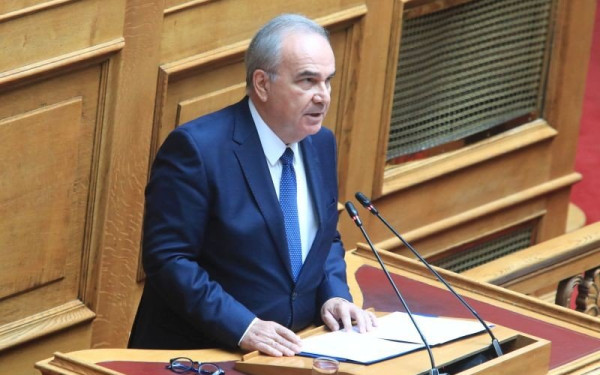 Ν. Παπαθανάσης στη Βουλή: Δημόσιο έργο η ανάπλαση της ΔΕΘ - Δήμος και περιφέρεια στο Δ.Σ.