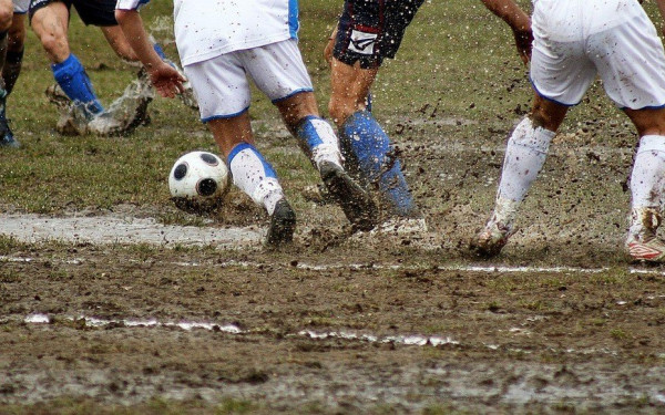 Super League 2: Τα παράνομα στοιχήματα και οι διαδρομές του «μαύρου» χρήματος από τη Λάρισα έως τη Μαλαισία