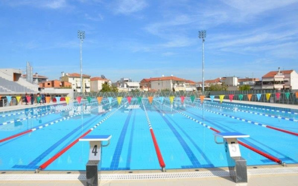 «Καταφύγια» δροσιάς τα δημοτικά κολυμβητήρια - Ποια είναι με δωρεάν είσοδο