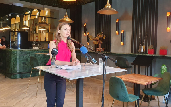 Περιοδεία της Έφης Αχτσιόγλου στην Κρήτη την Κυριακή και τη Δευτέρα