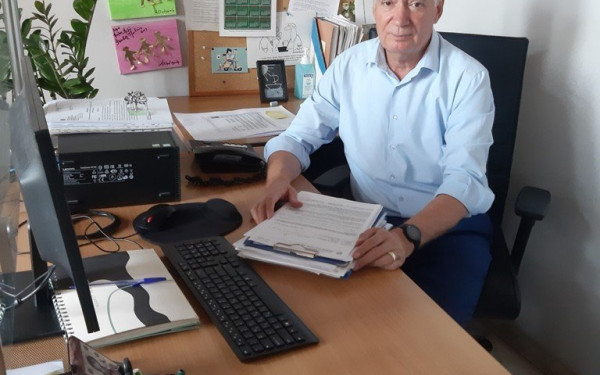 Ο Δήμος Παύλου Μελά προσλαμβάνει 113 σχολικές καθαρίστριες 