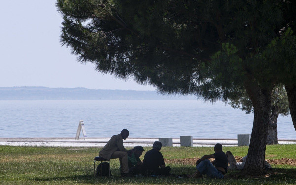 «Βράζει» η χώρα με 45άρια - Νέο κύμα καύσωνα προ των πυλών