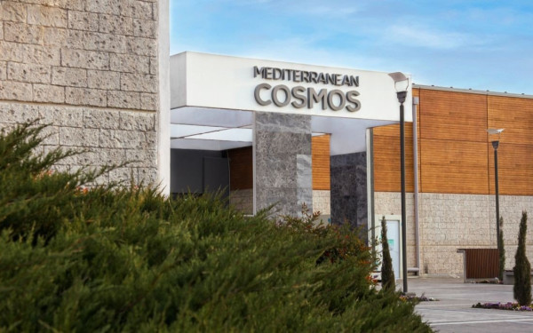 Mediterranean Cosmos: Ακριβότερο κατά 25% το πάρκινγκ