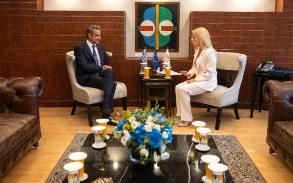 Συνάντηση Μητσοτάκη με την πρόεδρο της κυπριακής Βουλής
