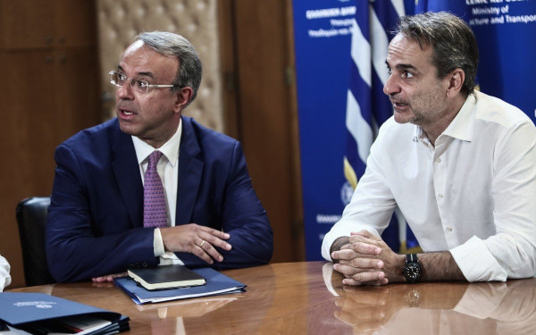 Μητσοτάκης: Έως τις αρχές του 2024 τα 250 ηλεκτροκίνητα λεωφορεία στην Αθήνα και την Θεσσαλονίκη 