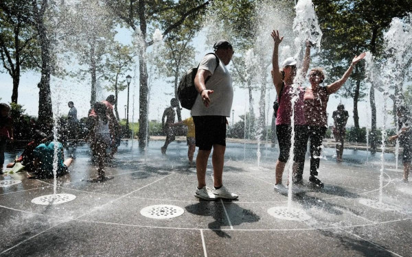 Ξεκίνησε κύμα καύσωνα στις ανατολικές ΗΠΑ - Πάνω από 37,8 βαθμούς Κελσίου ο υδράργυρος (βίντεο & φωτ.)