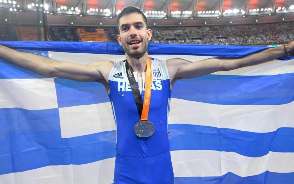 Παγκόσμιο πρωτάθλημα στίβου: Μυθικός Τεντόγλου, κατέκτησε το μοναδικό χρυσό που του έλειπε (βίντεο)