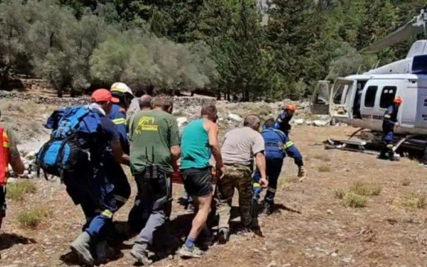 Χανιά: Εκκενώθηκε το φαράγγι της Σαμαριάς - Επιχείρηση διάσωσης τουρίστα που ακρωτηριάστηκε (βίντεο, φωτ.)