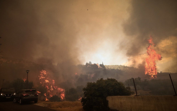 Μεγάλη αναζωπύρωση στη Φυλή - Νέο μήνυμα του 112