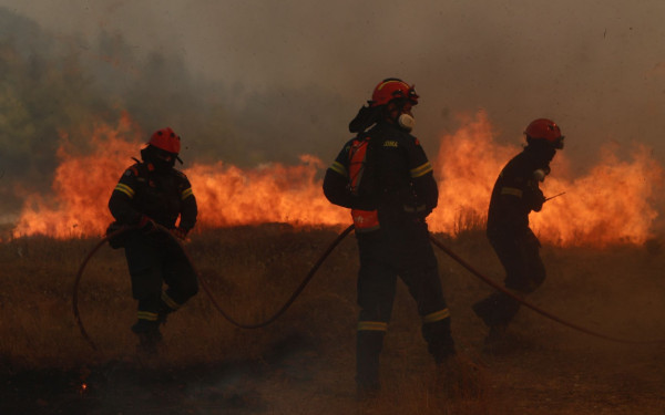Συναγερμός στην Κρήτη: Ξέσπασε φωτιά στη Μεσαρά 