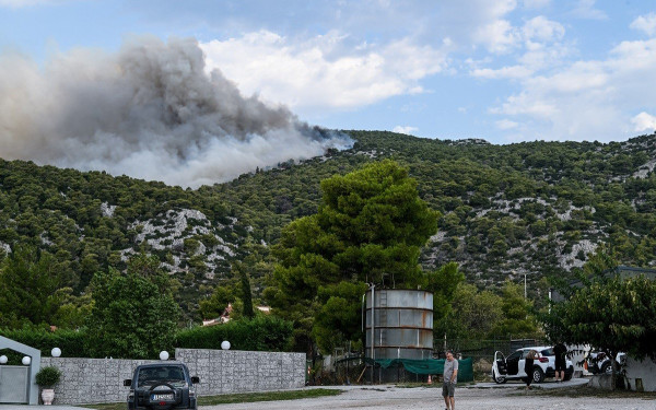 «Το στρατόπεδο Καποτά ουδέποτε κινδύνευσε από την πυρκαγιά» λέει το ΓΕΕΘΑ