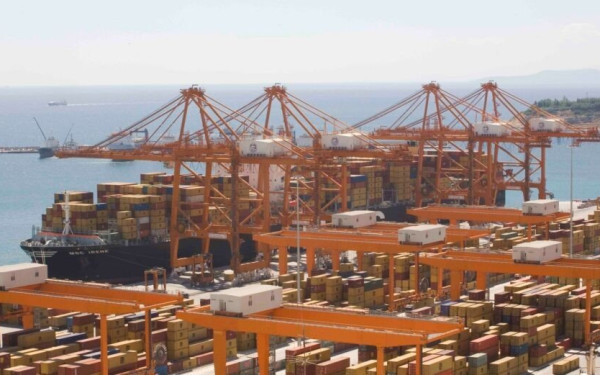 Κοβέσι για απάτη στα τελωνεία του Πειραιά: «Η μεγαλύτερη κατάσχεση κοντέινερ στην Ε.Ε.»
