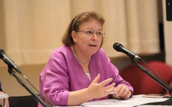 Ελληνική χειροτεχνία: Ευρεία σύσκεψη υπό τη Λίνα Μενδώνη