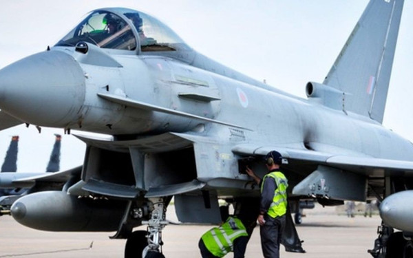 Ένταση με ρωσικά και βρετανικά μαχητικά αεροσκάφη πάνω από τη Σκωτία