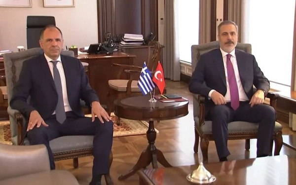 Σε εξέλιξη η συνάντηση Γεραπετρίτη - Φιντάν στην Άγκυρα - Τι συζητούν