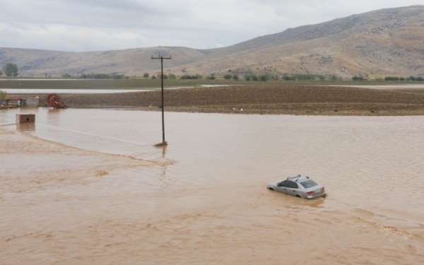 Καρδίτσα: Ακούγονται κραυγές για βοήθεια από σπίτια - Μαρτυρία για 70 εγκλωβισμένους σε 1 σπίτι (βίντεο)